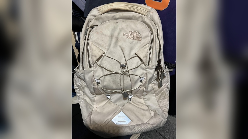 How to Clean White Backpack